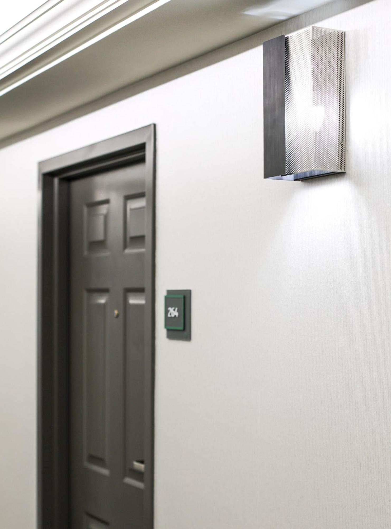 Holiday Inn Redding By Ihg Exterior photo
